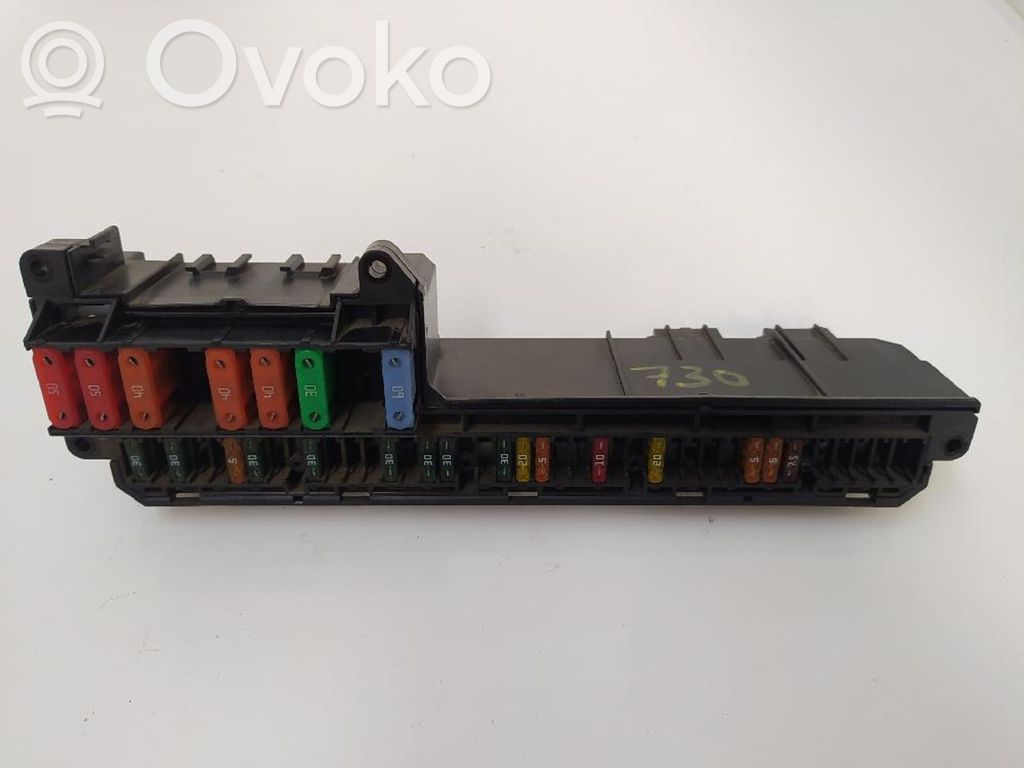 Módulo de fusible   61146957330