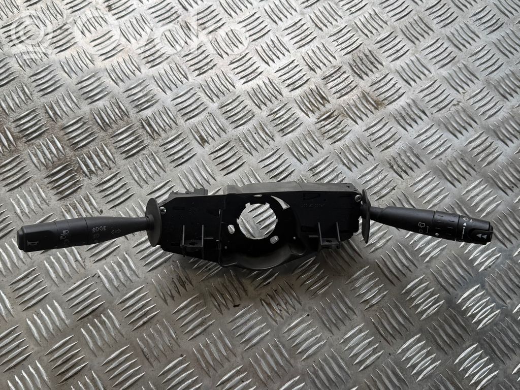 Indicator stalk