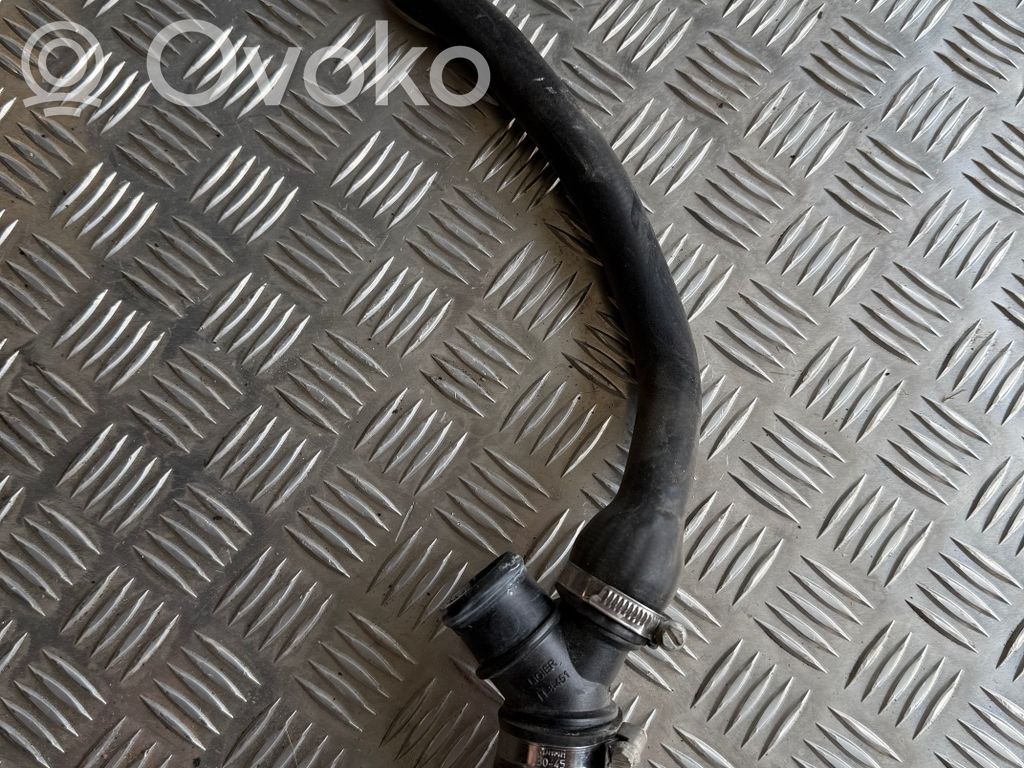 Engine coolant pipe/hose
