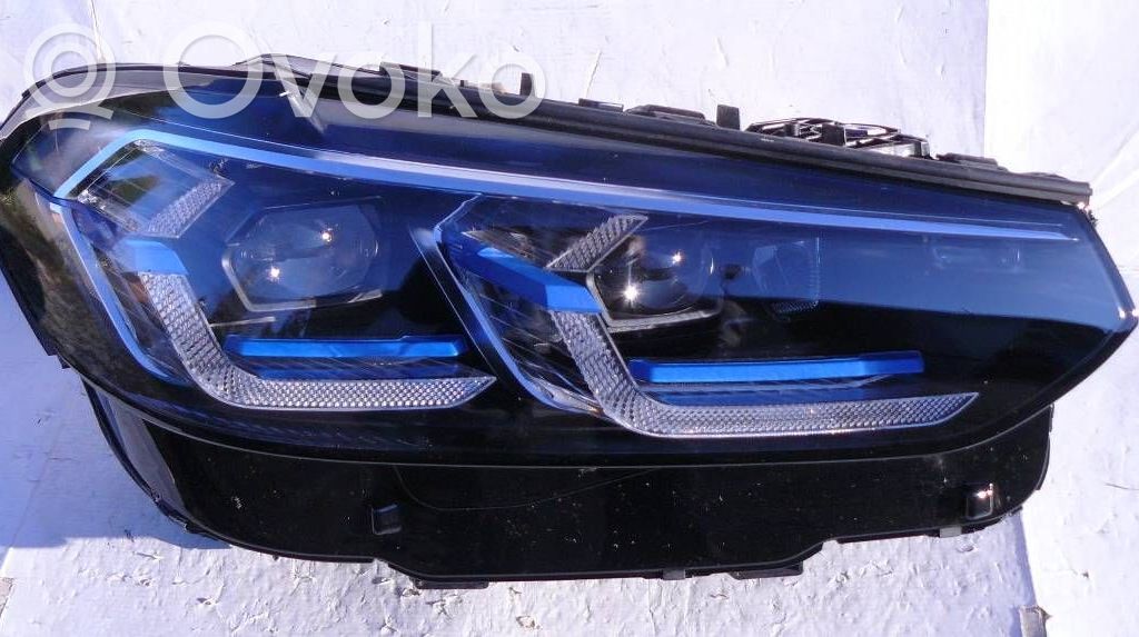 BMW X3 G01 Lampa przednia 