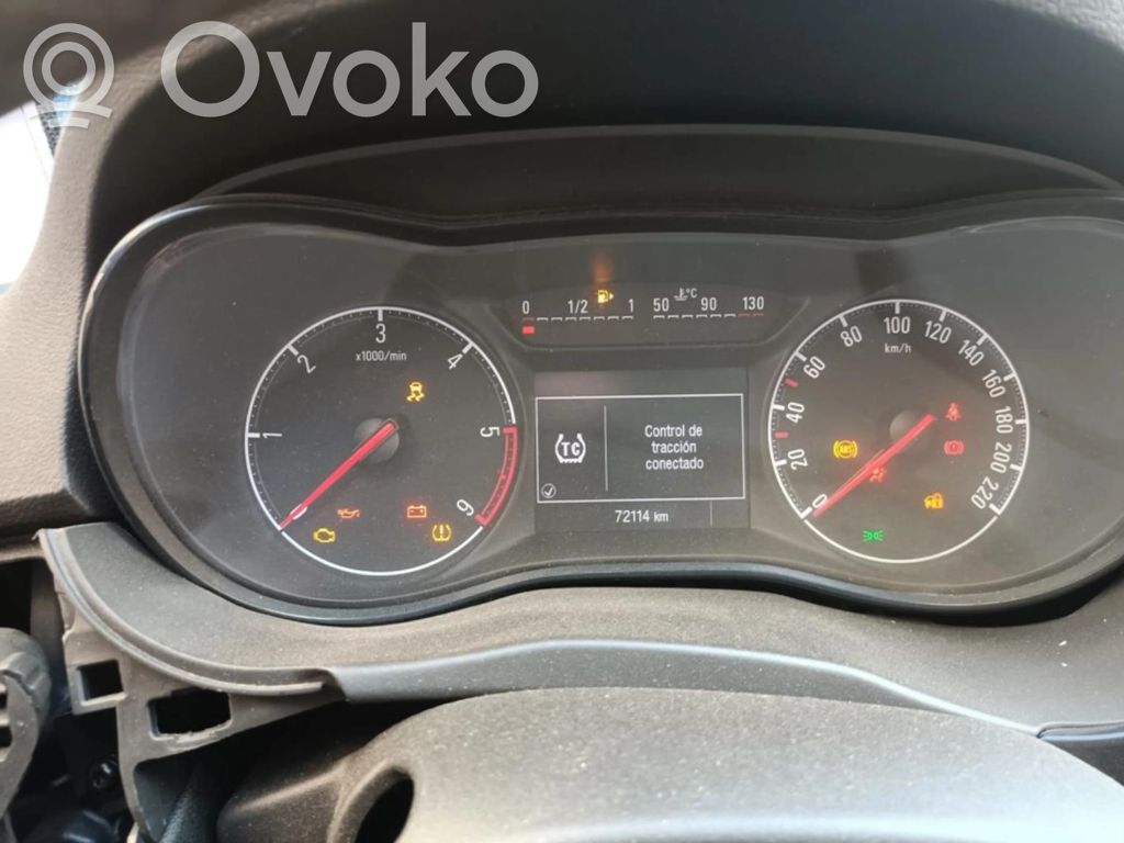 Opel Corsa E Speedometer (instrument cluster) 