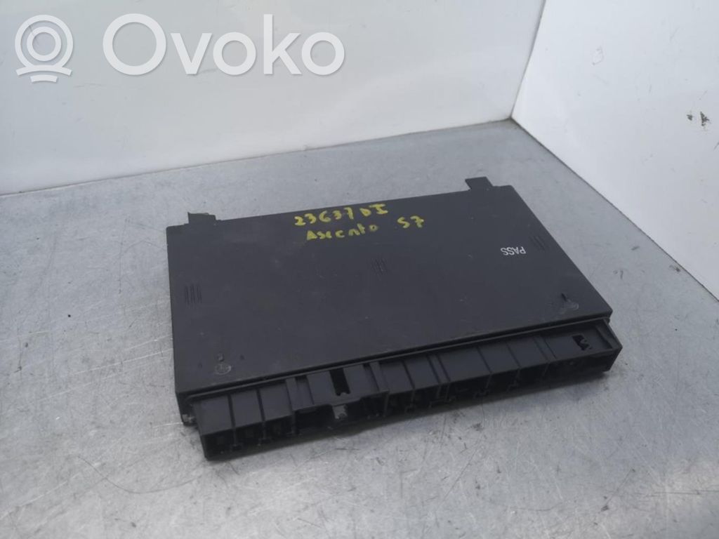 BMW 7 E65 E66 Engine control unit/module 