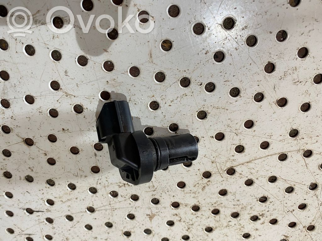Crankshaft position sensor   J5T33471