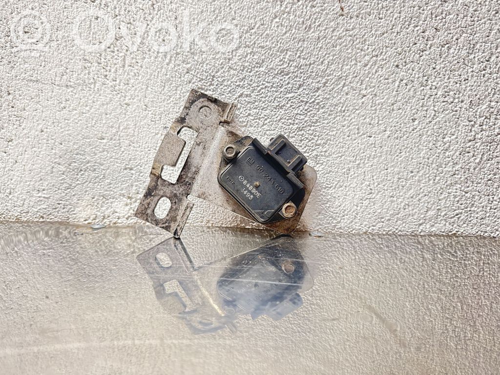 Opel Vectra B Ignition amplifier control unit 