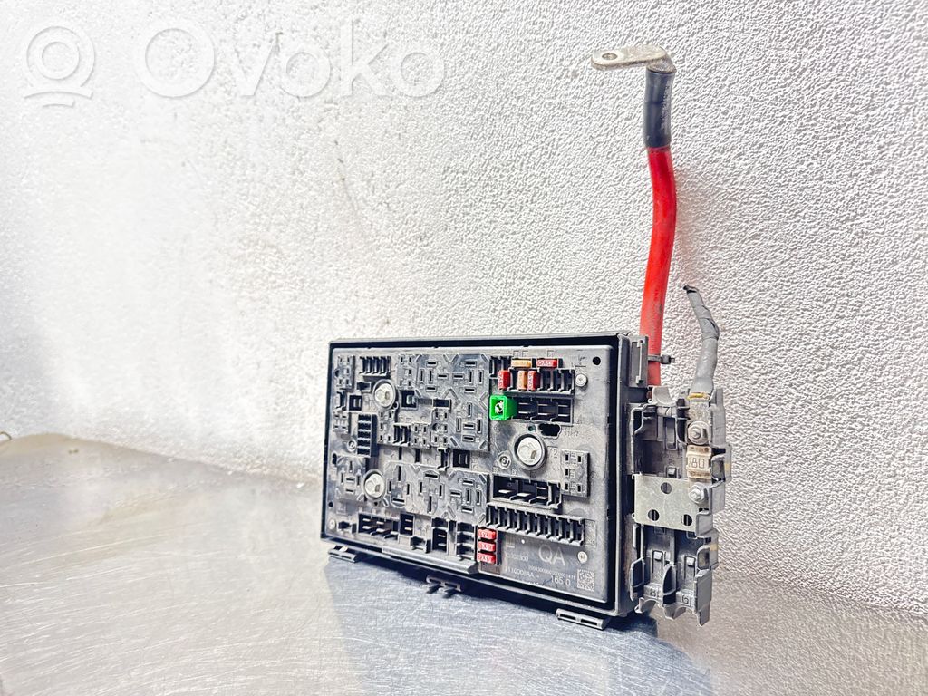 Opel Astra J Skrzynka bezpieczników / Komplet 