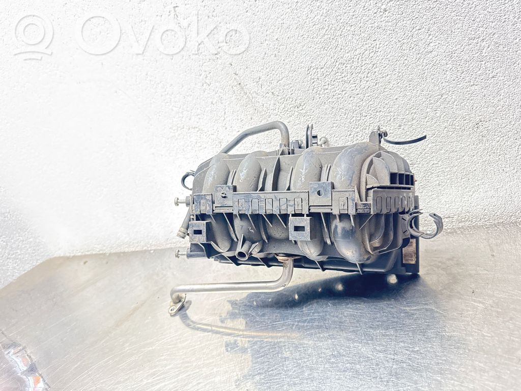 Opel Corsa C Kolektorius įsiurbimo 