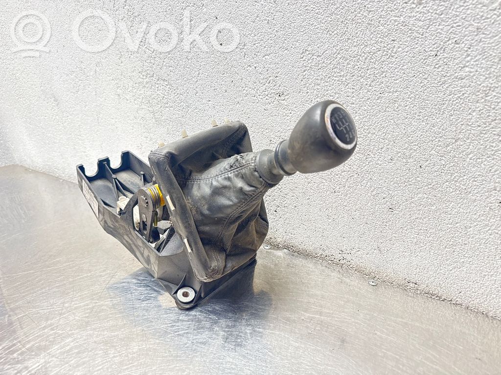 Opel Vectra C Gear shifter/selector 