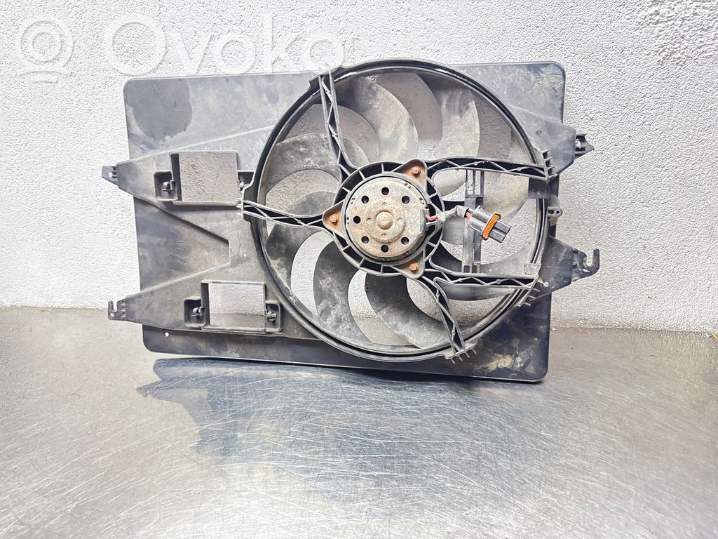 Ford Mondeo Mk III Elektrinis radiatorių ventiliatorius 