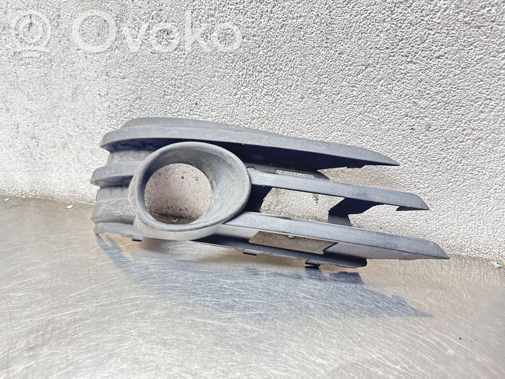 Opel Vectra C Etusumuvalon ritilä 