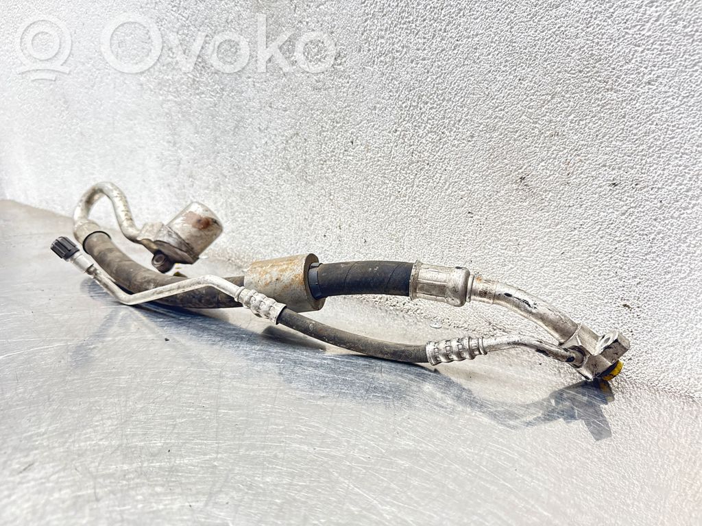 BMW 3 E90 E91 Air conditioning (A/C) pipe/hose 