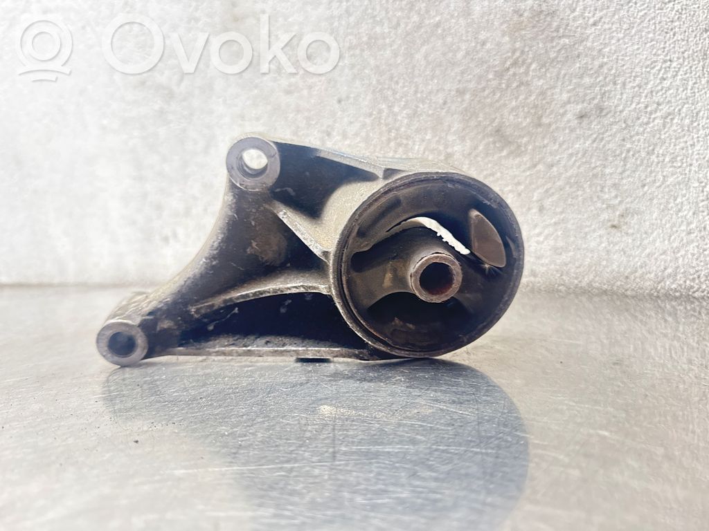 Opel Zafira B Wspornik / Mocowanie silnika 