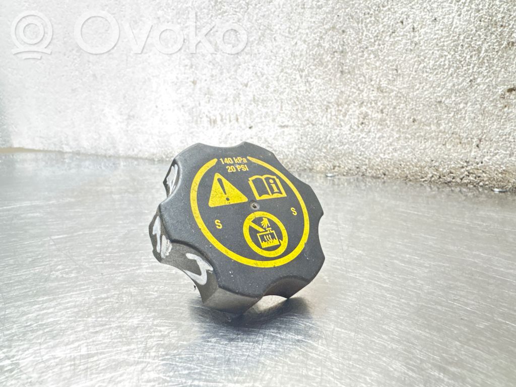 Korek zbiornika wyrównawczego chłodziwa   13502353