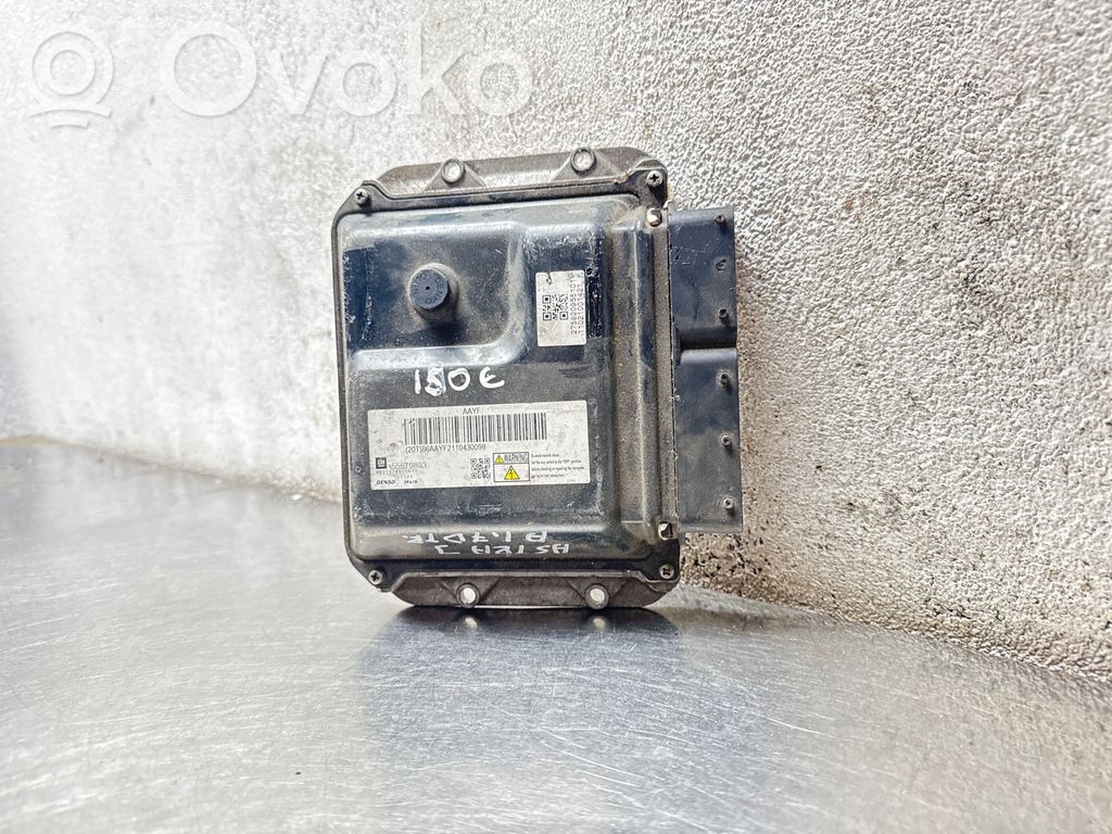 Opel Astra J Engine control unit/module 