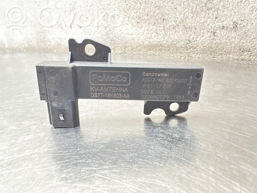 Wzmacniacz anteny   DS7T15K603AA,A2C80045200,032AA0729