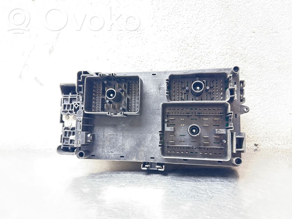 Saab 9-5 Juego de caja de fusibles 