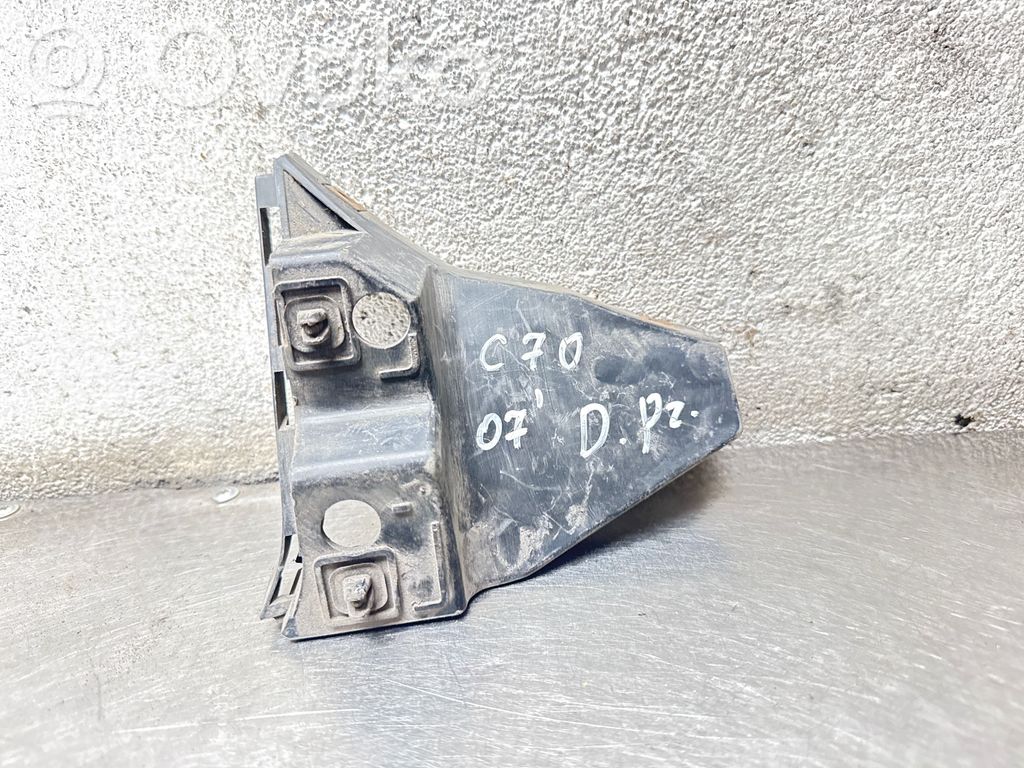 Volvo C70 Front bumper mounting bracket 