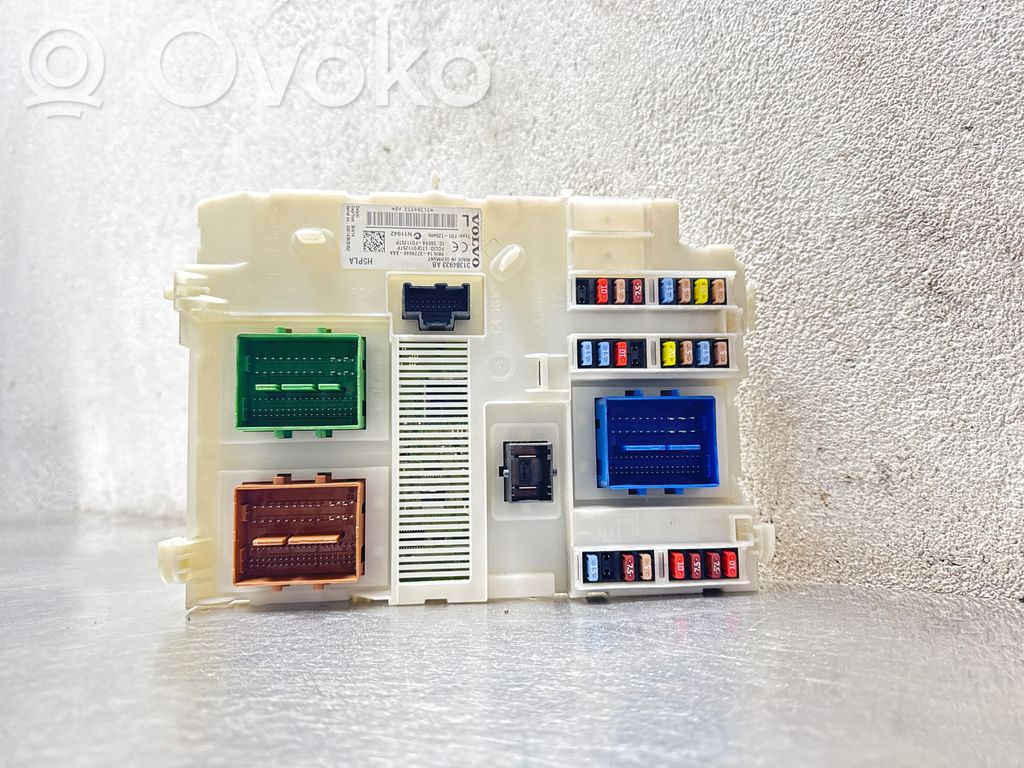 Volvo V60 Fuse module 