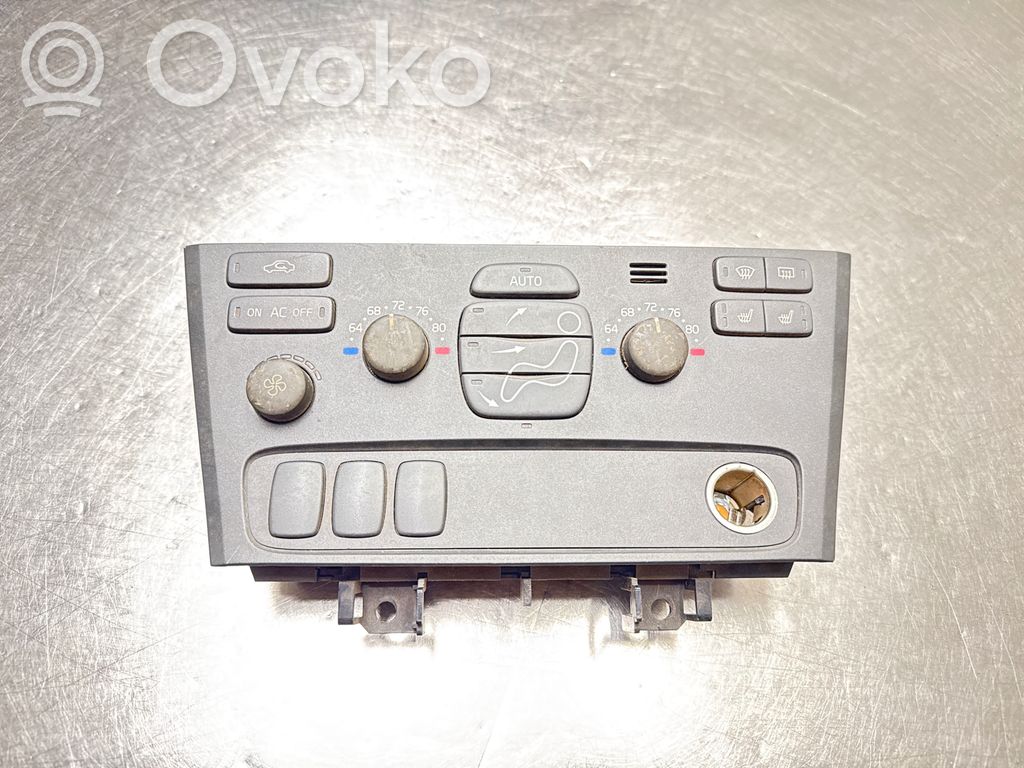Volvo V70 Climate control unit 