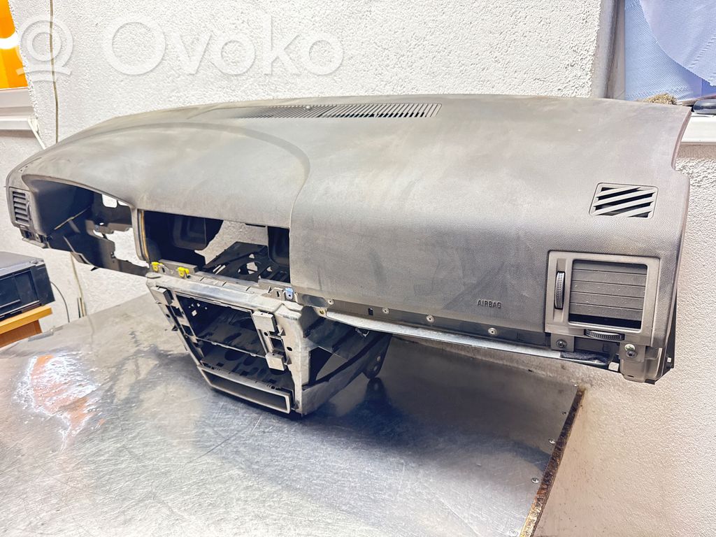 Opel Vectra C Panelė 