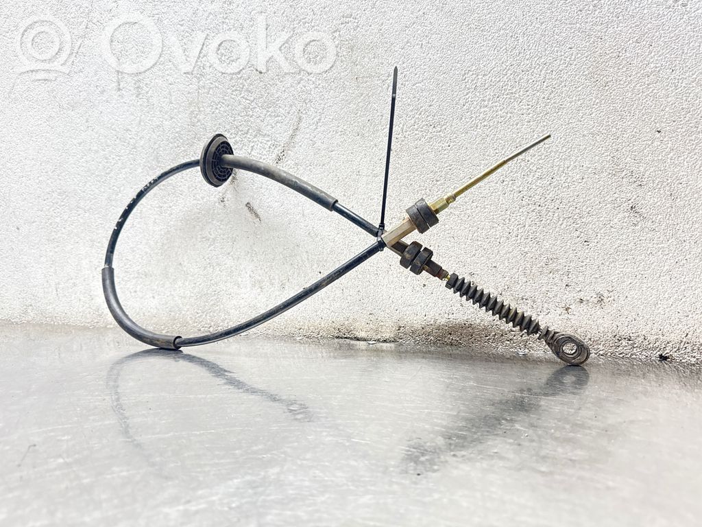 Gear shift cable linkage