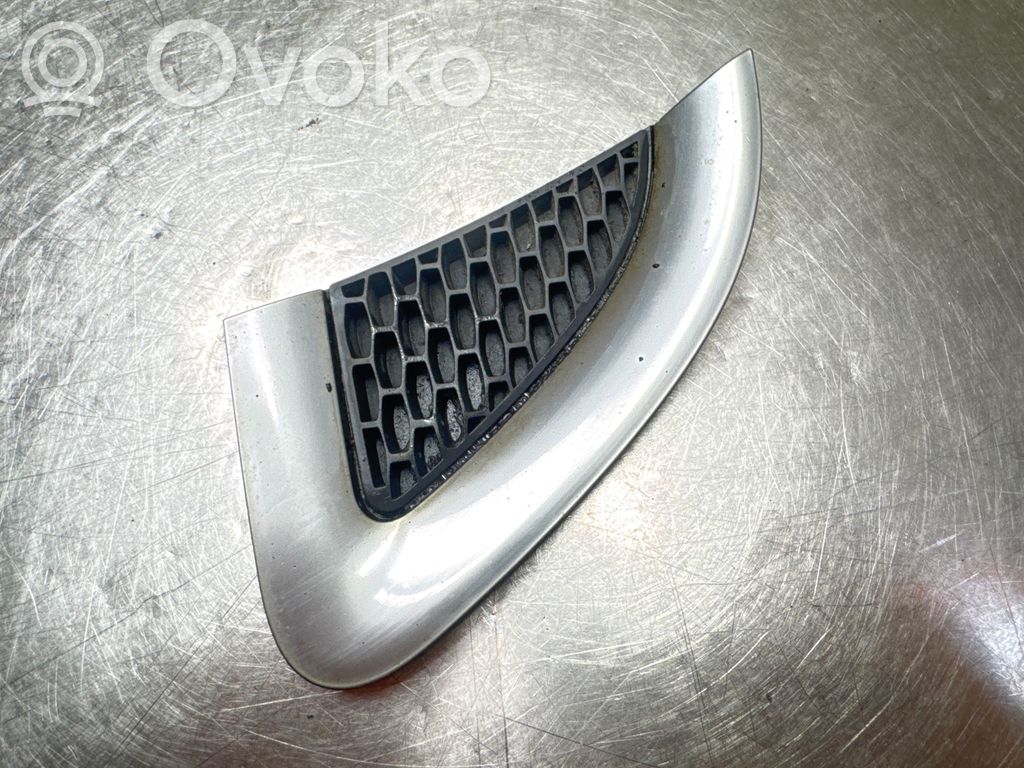 Saab 9-5 Grill / Wlot powietrza błotnika przedniego 
