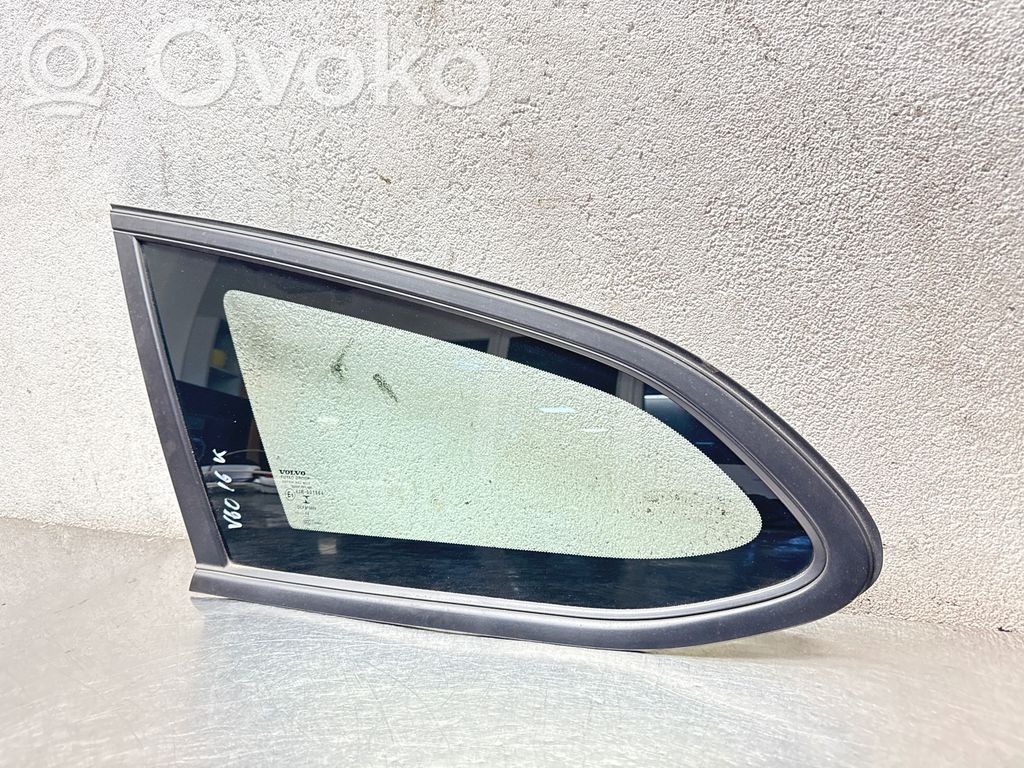 Volvo V60 Vidrio lateral trasero 