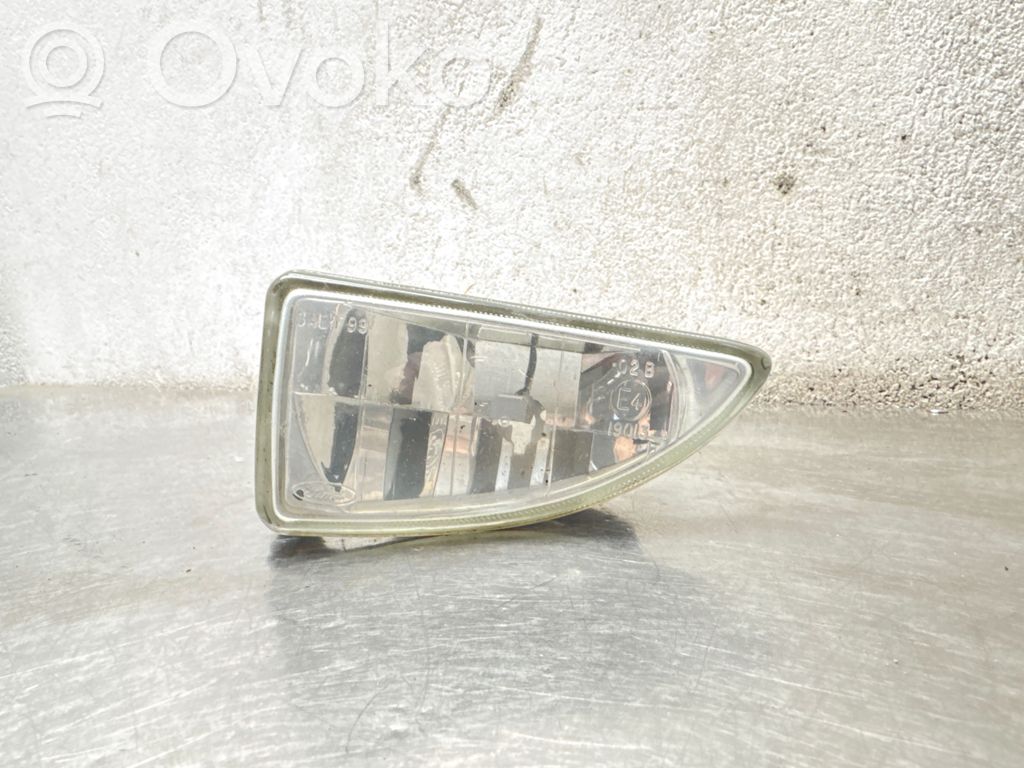 Ford Focus Etusumuvalo 