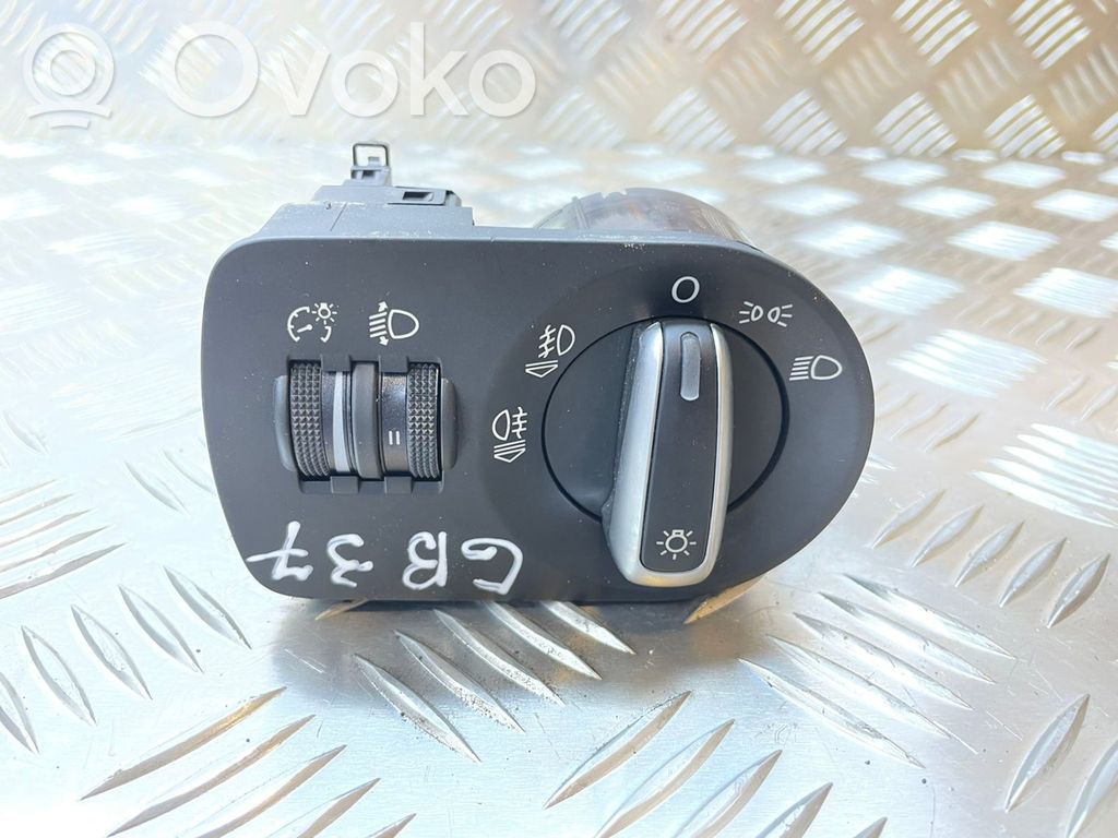 Audi A1 Light switch 