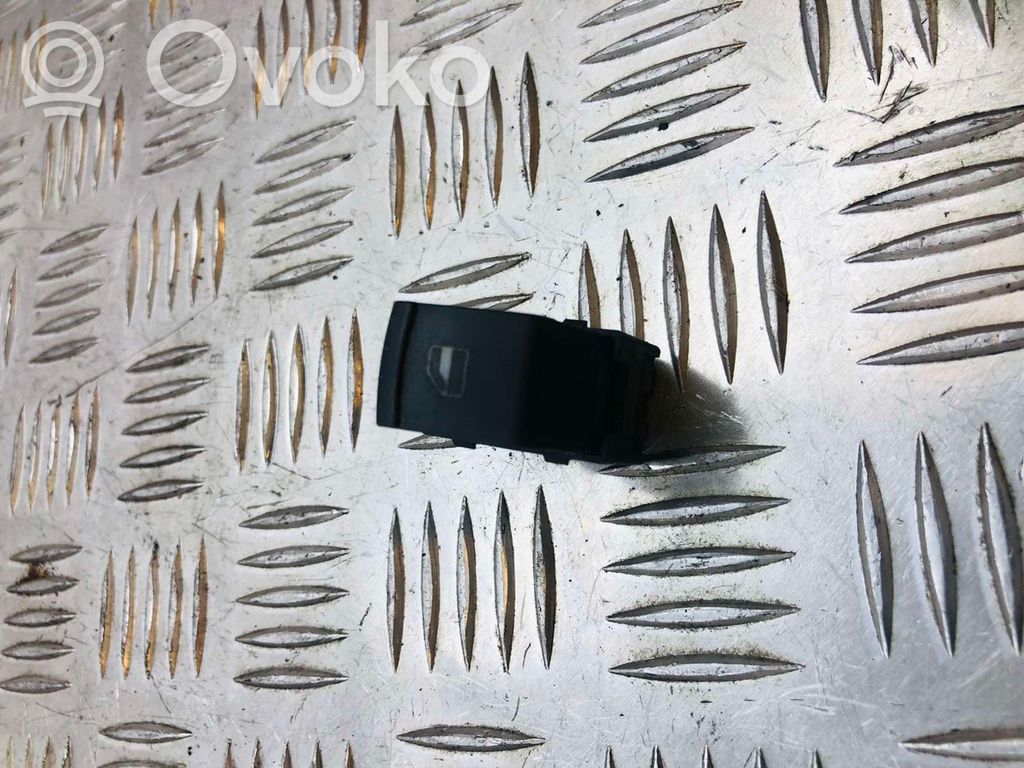 Volkswagen PASSAT B6 Electric window control switch 