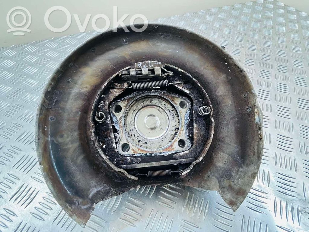 Volvo S60 Aizmugurē riteņa rumbas vārpstas šarnīrs (stupica, capfa) 