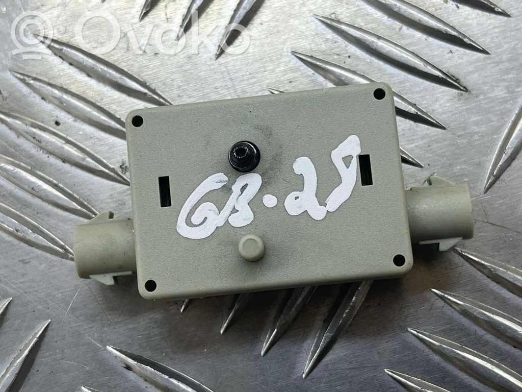 Antenas pastiprinātājs   699009003