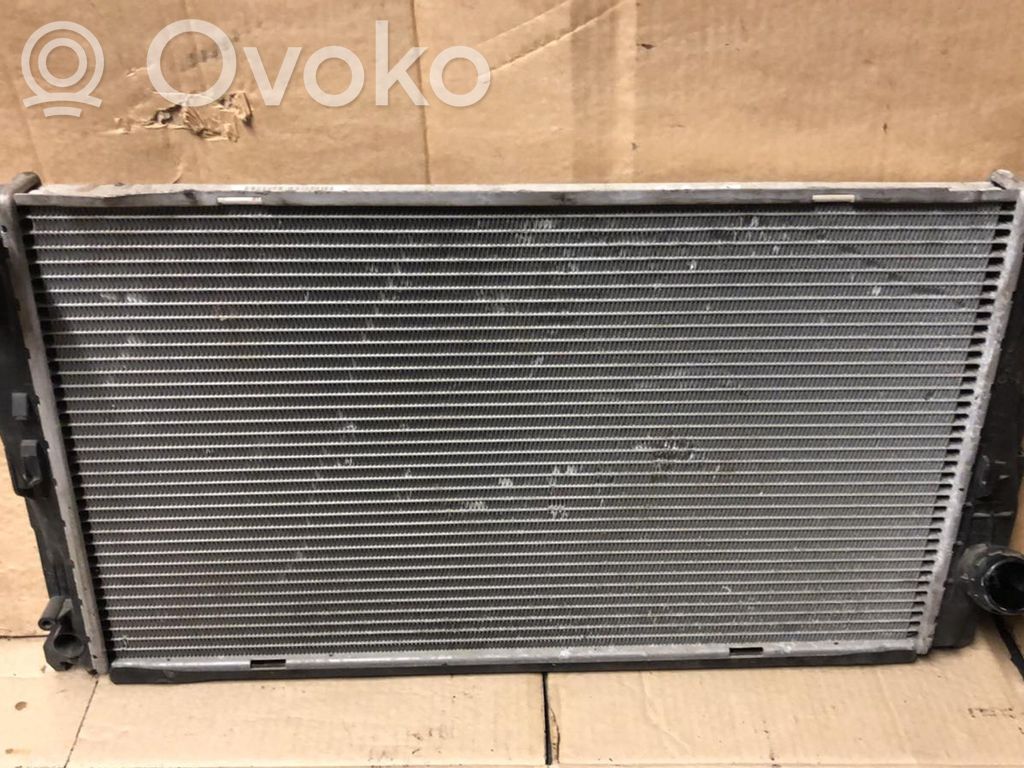BMW 3 E90 E91 Aušinimo skysčio radiatorius 