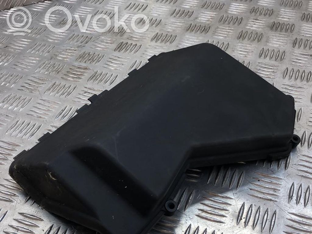 BMW X3 E83 Fuse box cover 