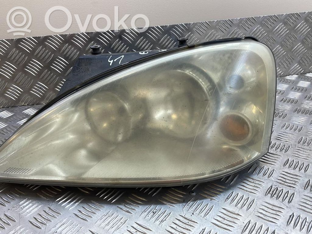 Ford Galaxy Headlight/headlamp 