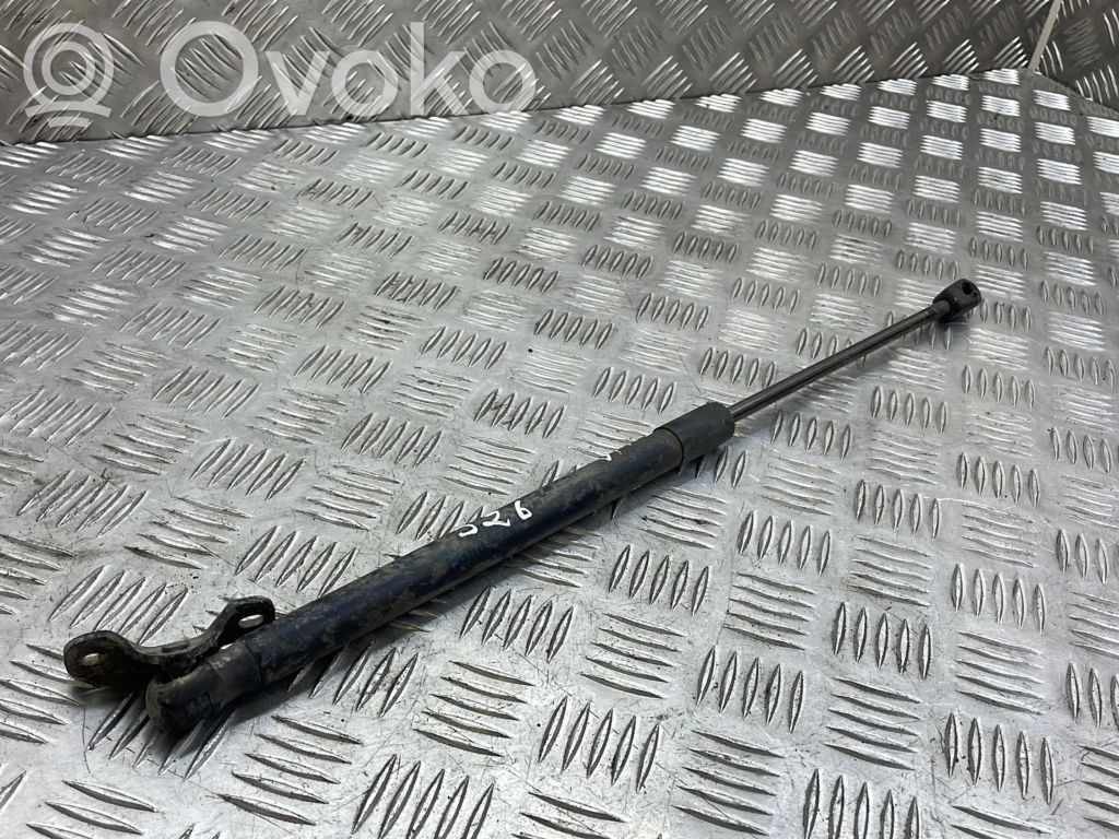 KIA Ceed Tailgate/trunk strut/damper 