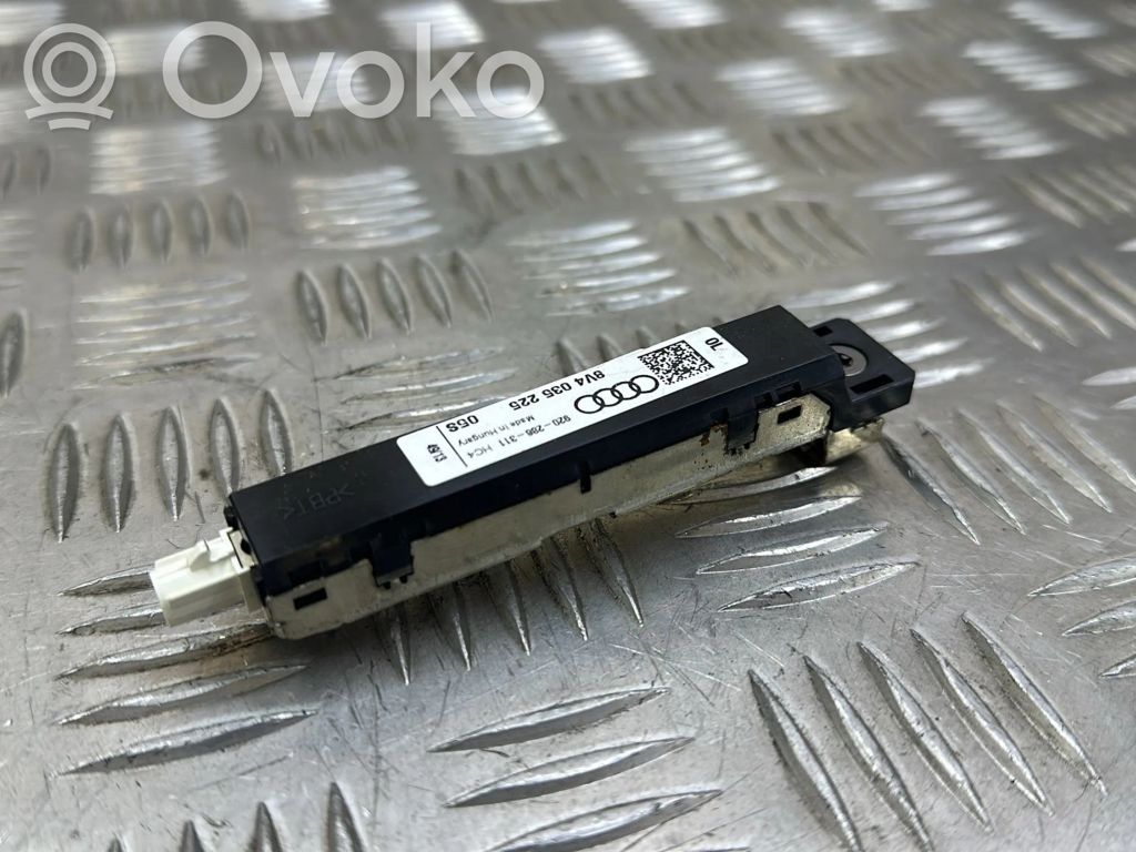 Audi A3 S3 8V Antenos stiprintuvas 
