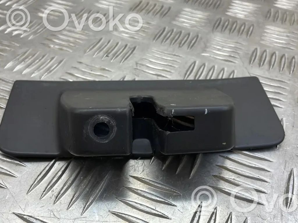 Volvo V70 Cache serrure de hayon/coffre arrière 