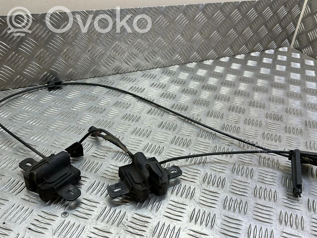 Volvo S60 Încuietoare capotă 