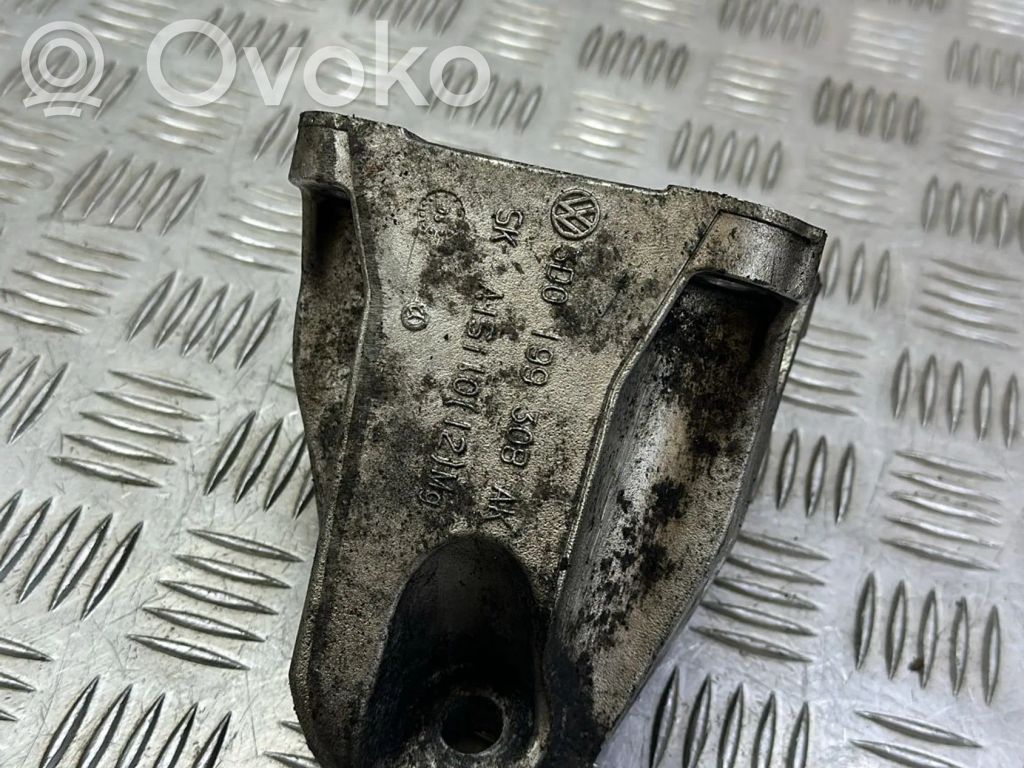 Audi A6 S6 C6 4F Engine mounting bracket 