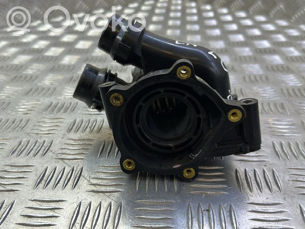 Audi A5 8T 8F Pompe de circulation d'eau 