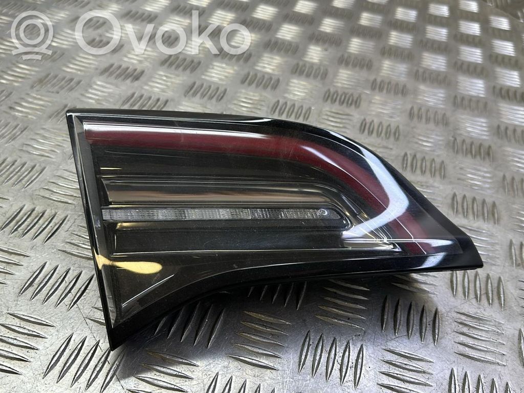 Tesla Model 3 Tailgate rear/tail lights 