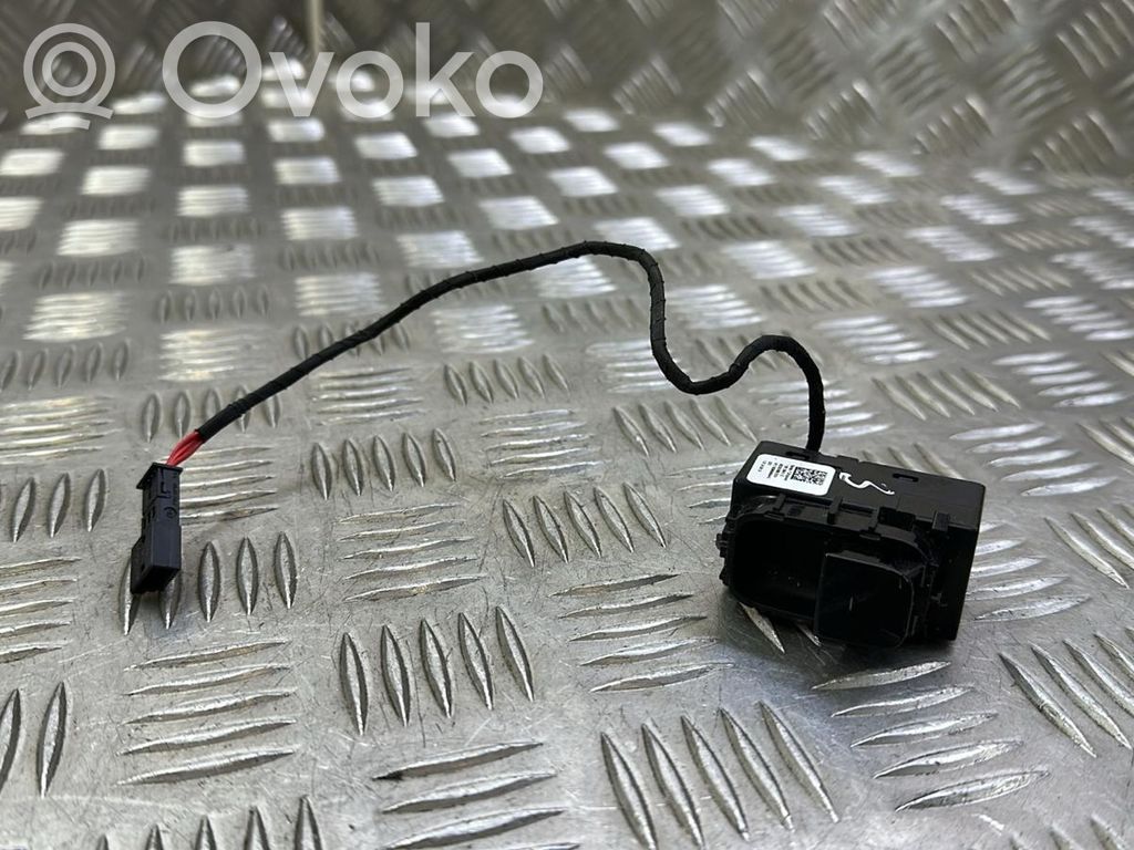 Electric window control switch   108103801E