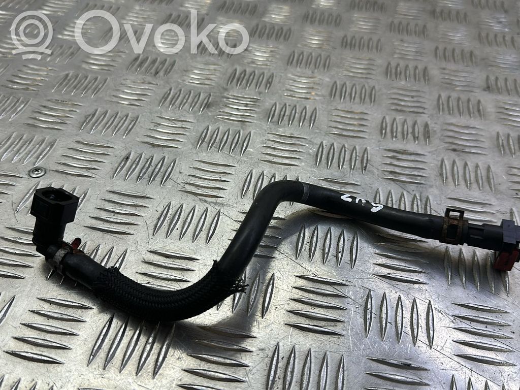 Suzuki Grand Vitara II Fuel line pipe 