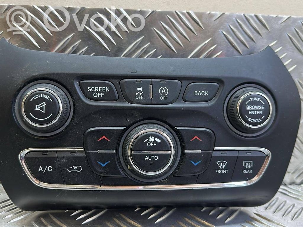 Jeep Cherokee Interior fan control switch 