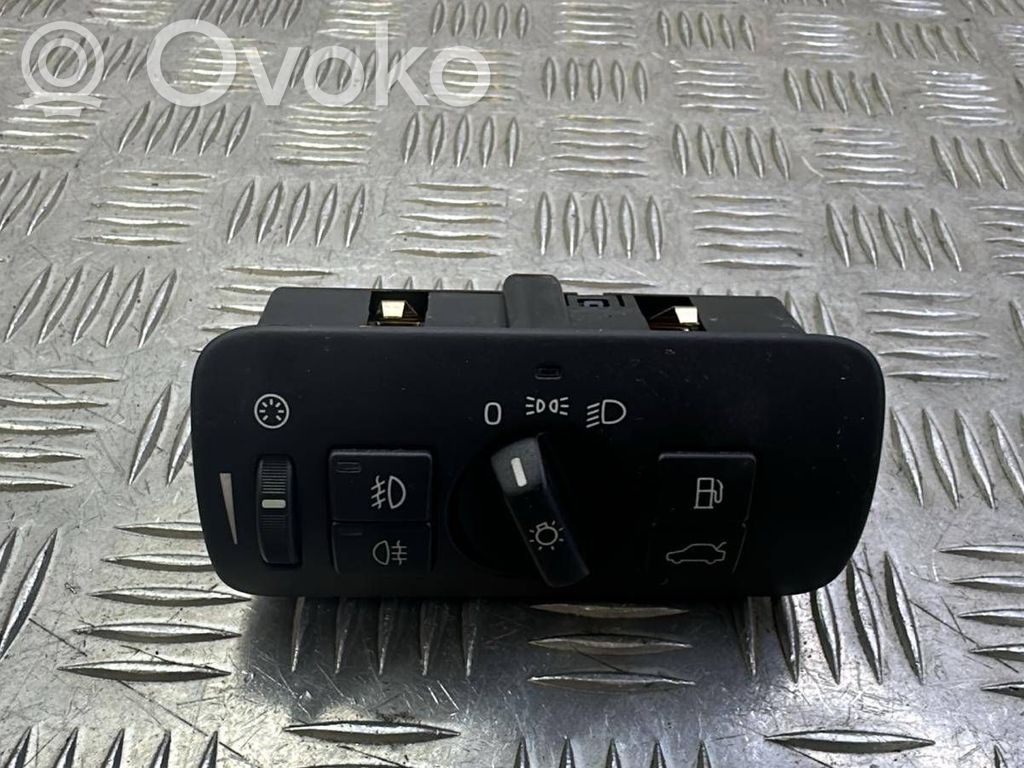 Volvo V70 Light switch 