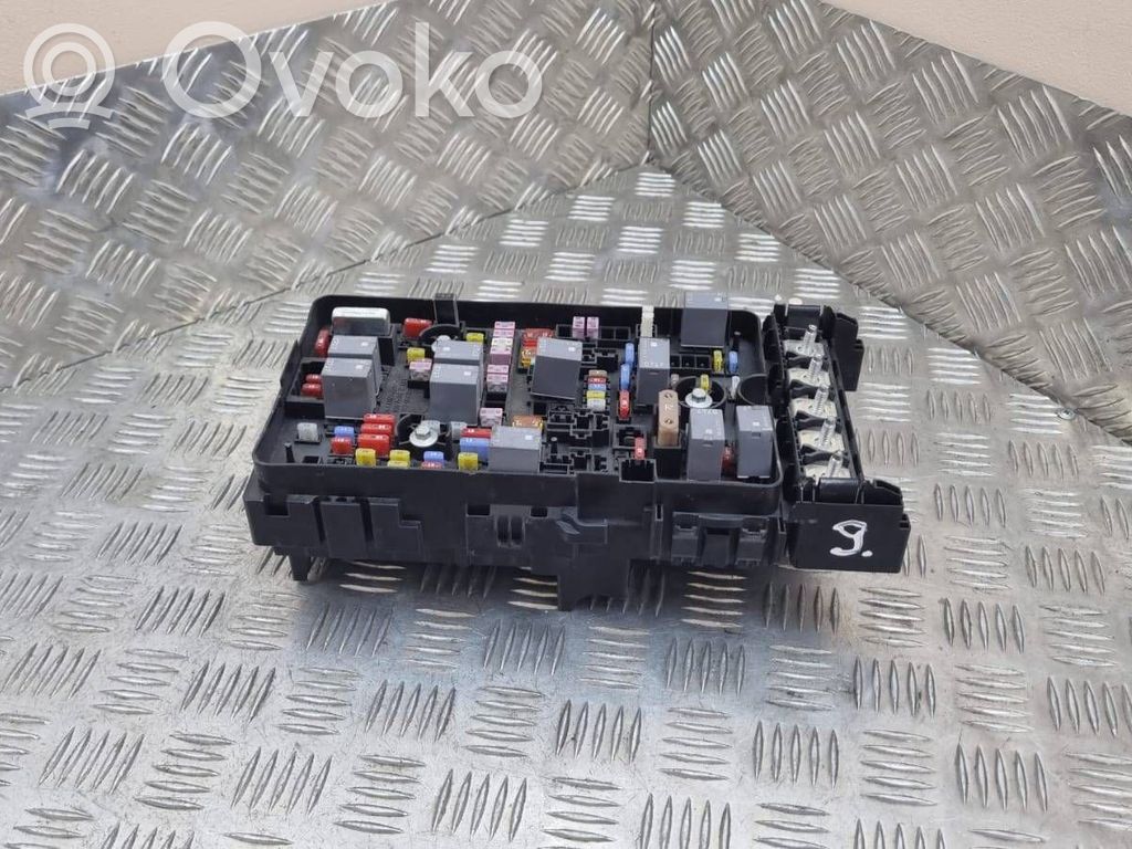 Jeep Cherokee KL Módulo de fusible 