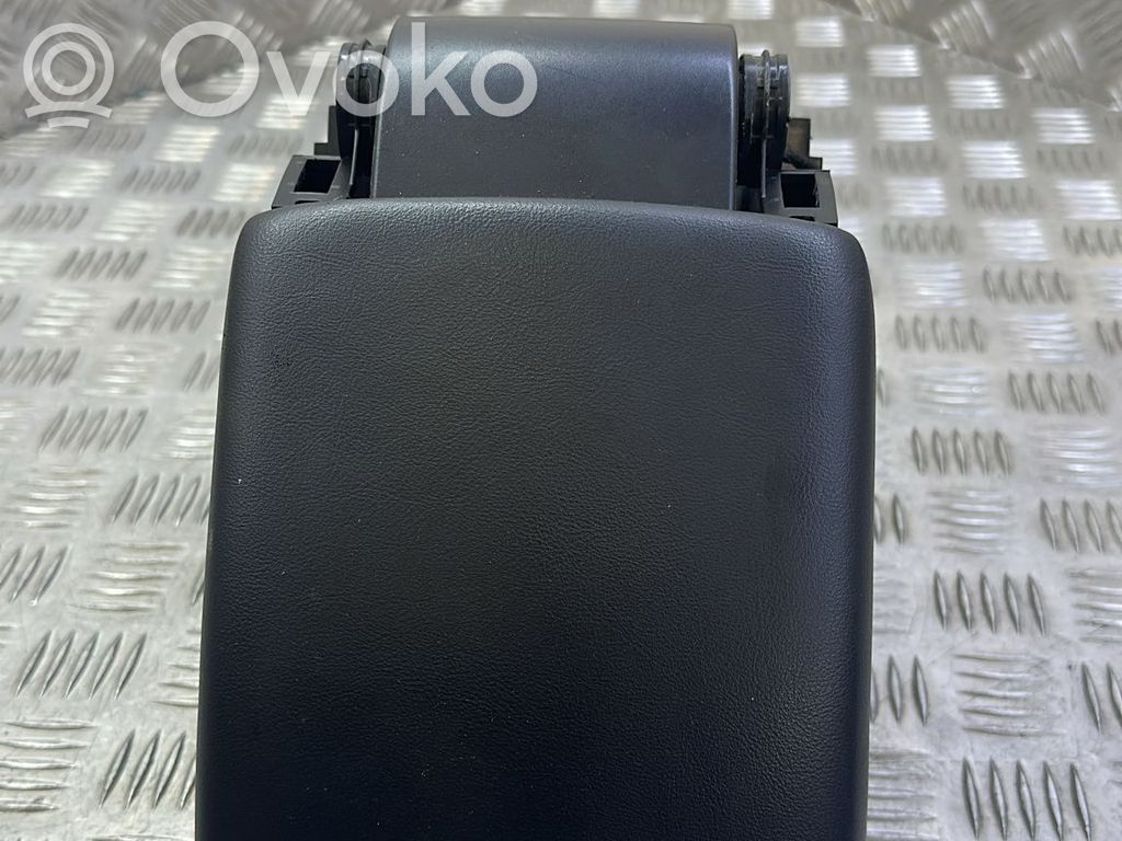 Volvo XC60 Armrest 