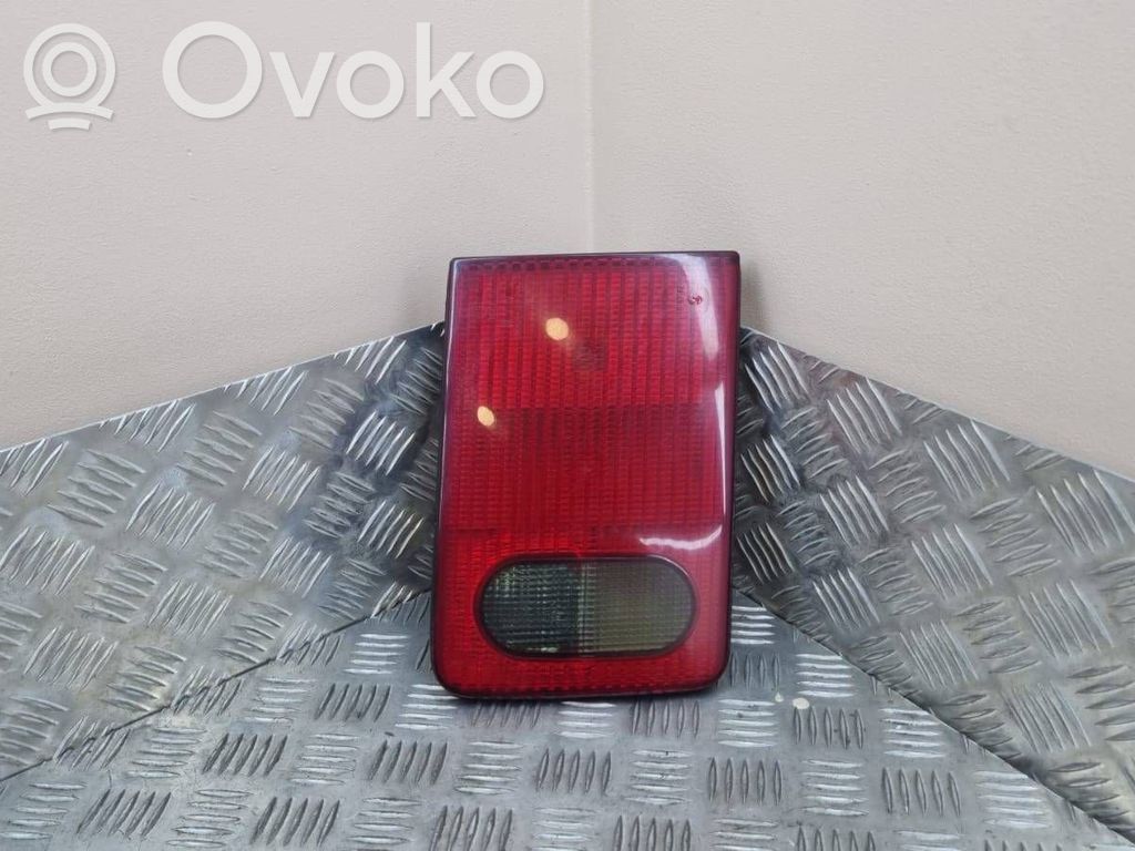 Audi A8 S8 D2 4D Galinis žibintas dangtyje 