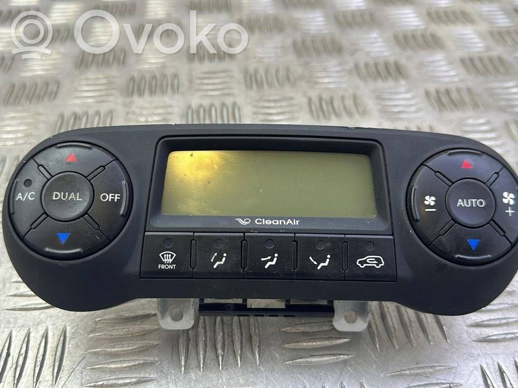 Hyundai i40 Climate control unit 