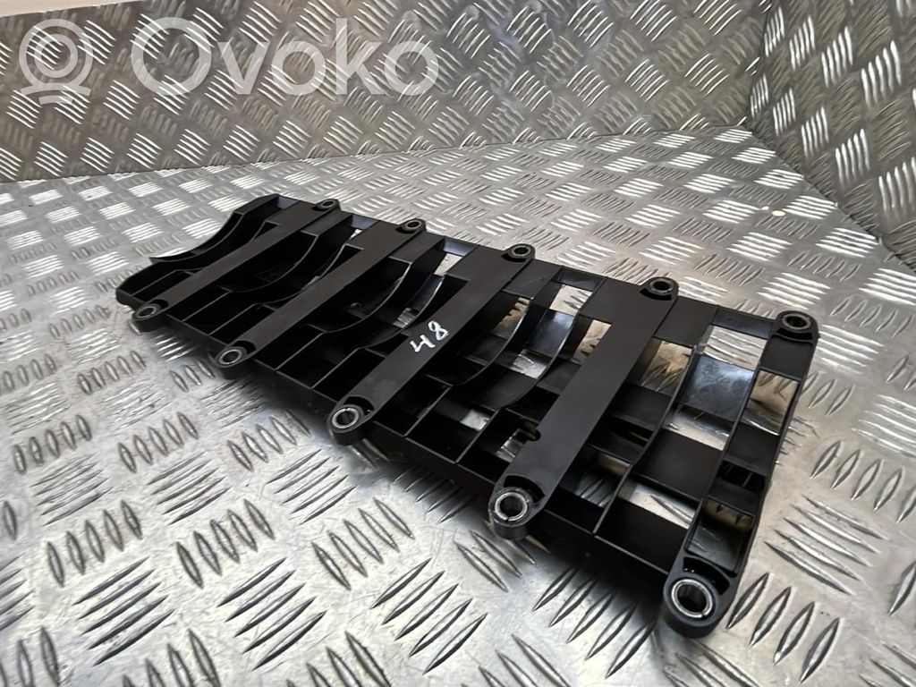 BMW 5 E60 E61 Other engine bay part 
